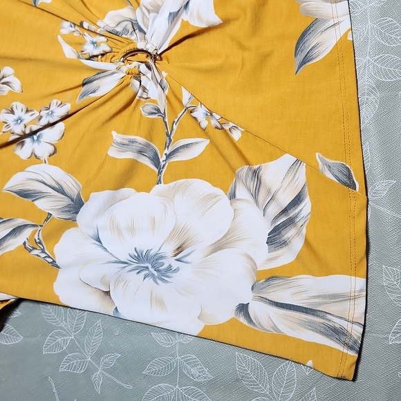 Lauren Petites Top - Picture 3 of 8